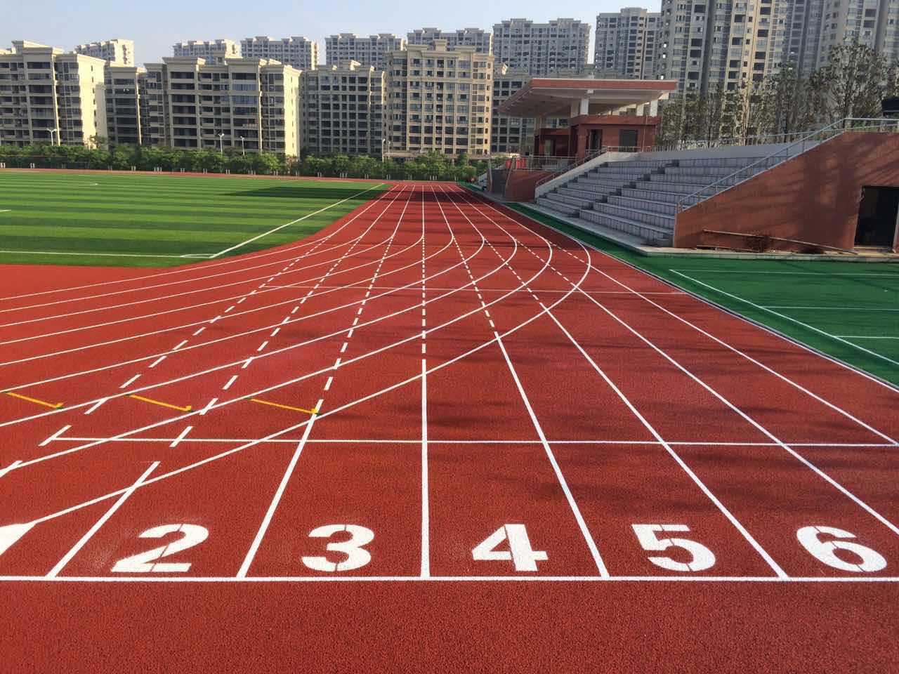 自結紋跑道施工有啥要點